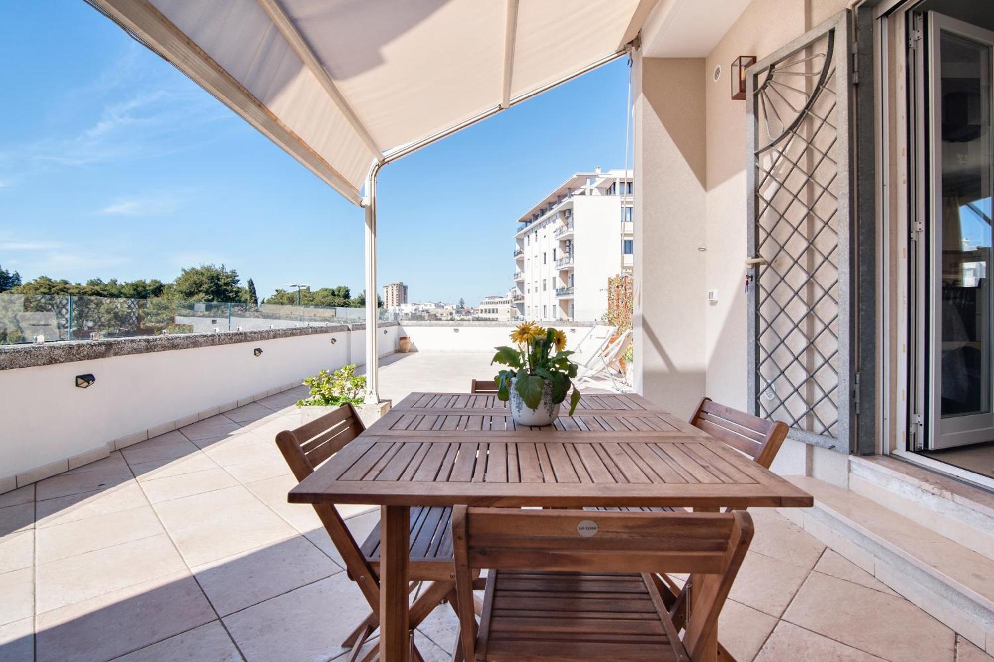 The Golden Hour, Luxury Apartment With A Panoramic View Lecce Exterior foto